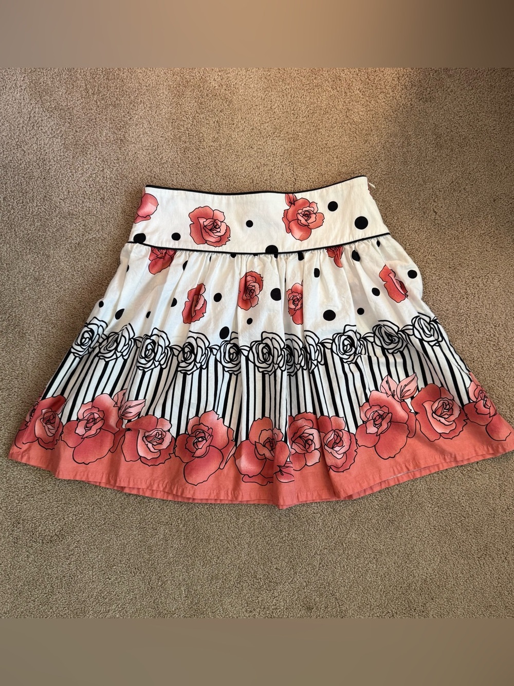 Size 7 Rampage Floral Border Cotton Skirt - Women's